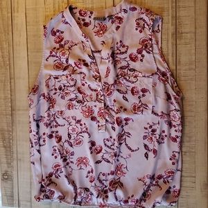 New York & Company Sleeveless blouse